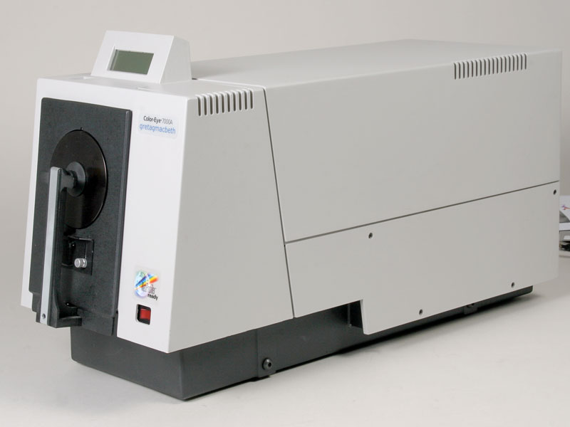 7000A Spectrophotometer